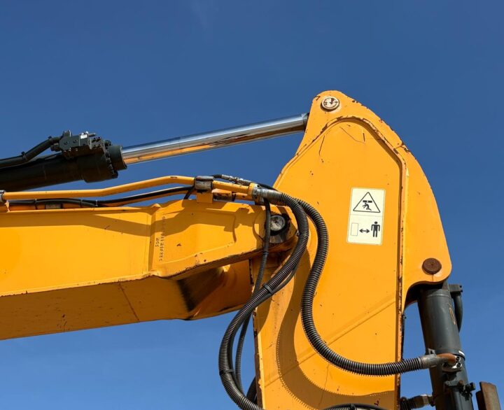 Hyundai HX380 - Crawler Excavators