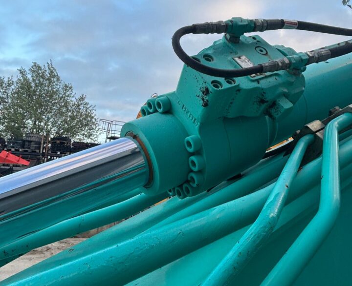 Kobelco SK210LC-10 - Crawler Excavators