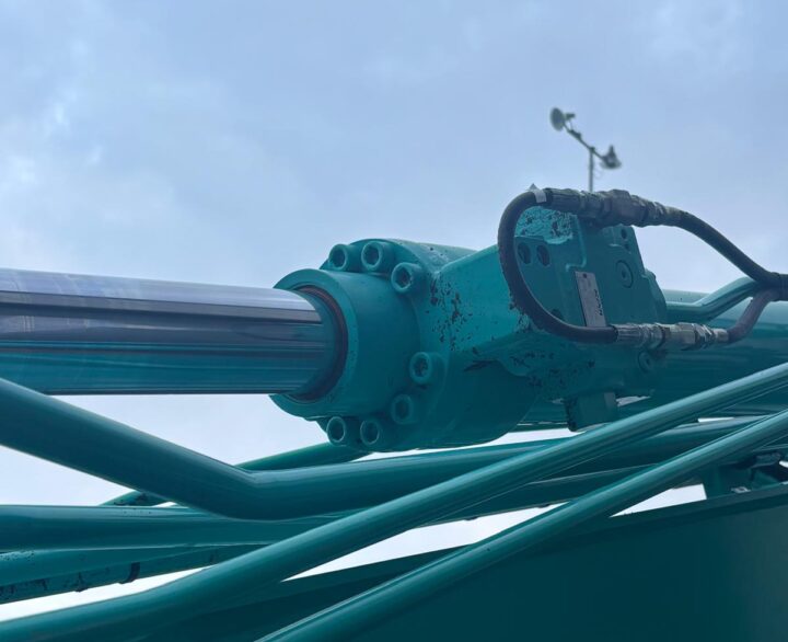 Kobelco SK130LC-11 - Crawler Excavators