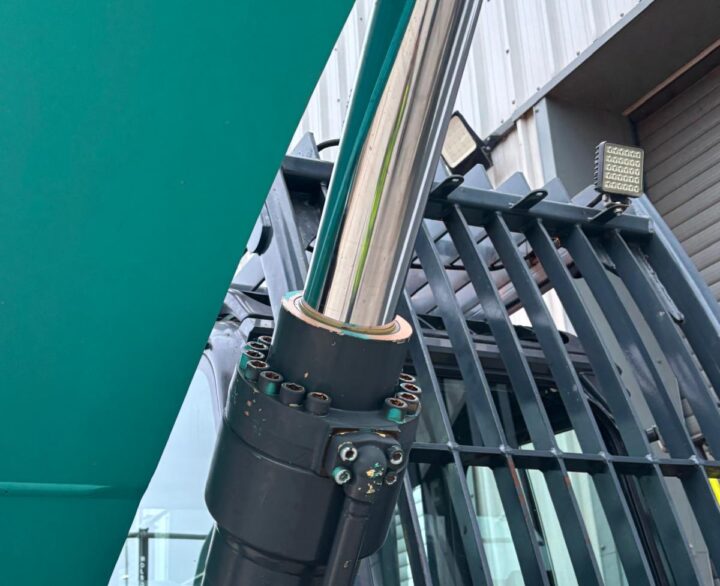 Kobelco SK300LC-10E - Crawler Excavators