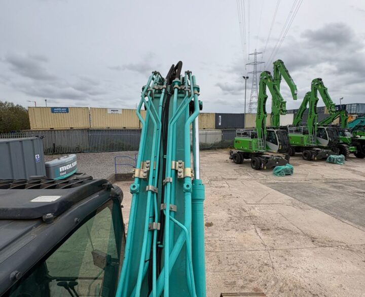 Kobelco SK210LC-10 - Crawler Excavators