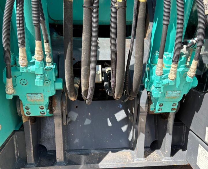 Kobelco SK140SRLC-7 DZ - Crawler Excavators