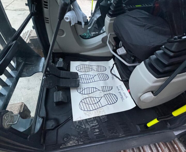 Kobelco SK300LC-10E - Crawler Excavators