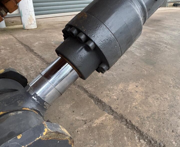 Case CX290D - Crawler Excavators