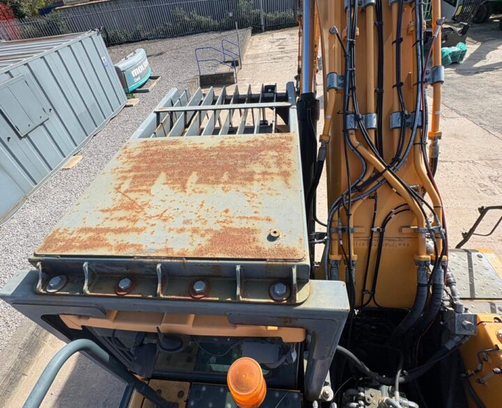 Hyundai HX380 - Crawler Excavators