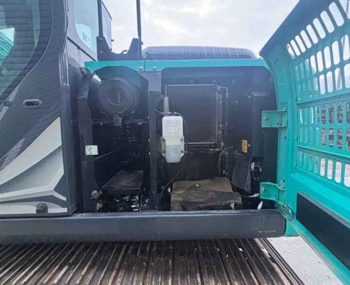 Kobelco SK130LC-11 - Crawler Excavators