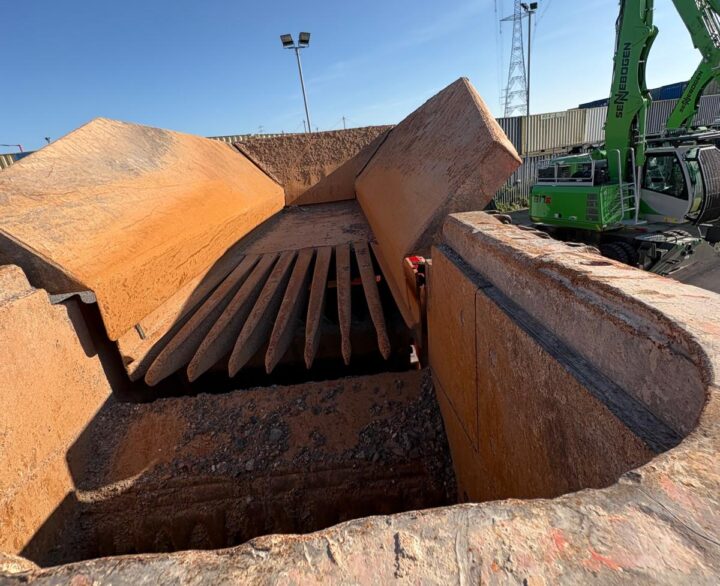 Terex Finlay J-1170 HR - Used Crushers
