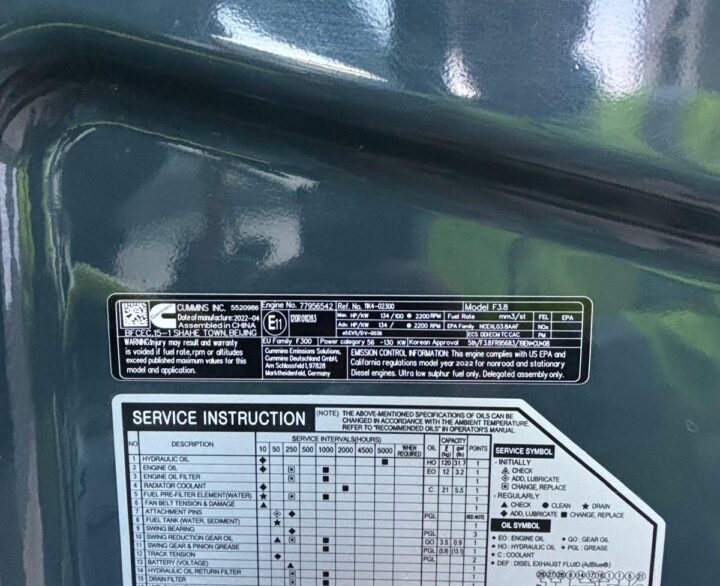 Hyundai HX140L - Crawler Excavators