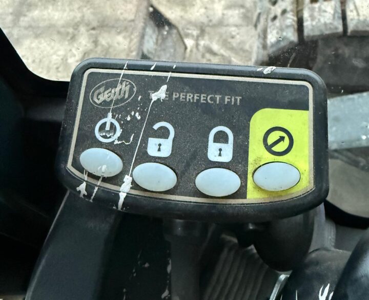 Hyundai HX140 Hi Rise - Crawler Excavators