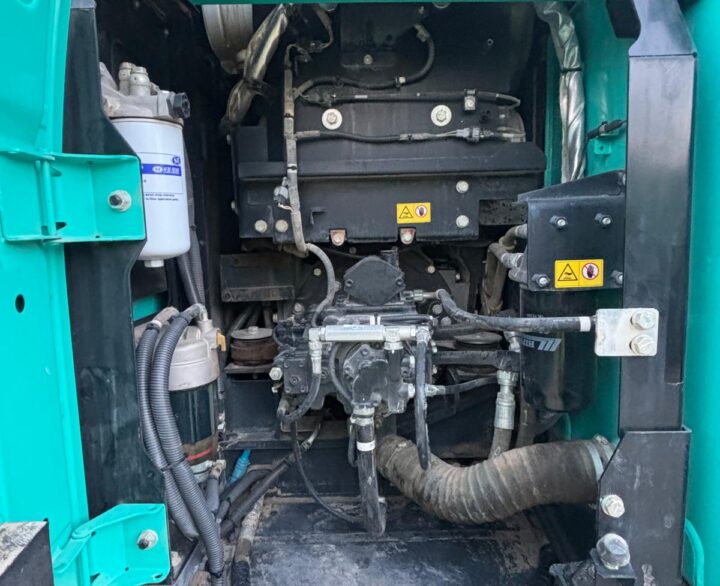 Kobelco SK130LC-11 - Crawler Excavators