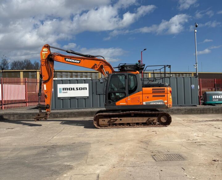 Doosan DX140LC-5 - Crawler Excavators