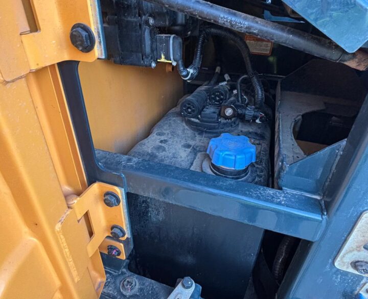 Hyundai HX140L - Crawler Excavators