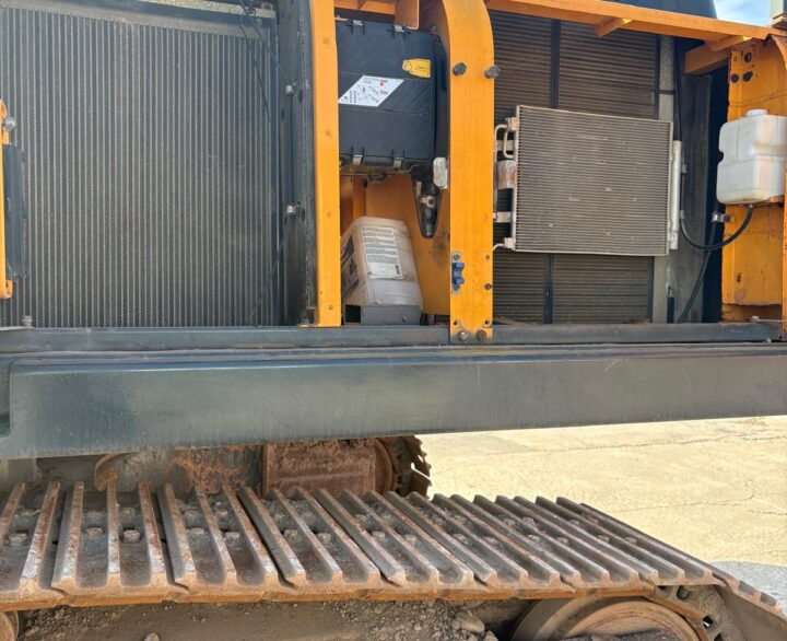 Hyundai HX380 - Crawler Excavators