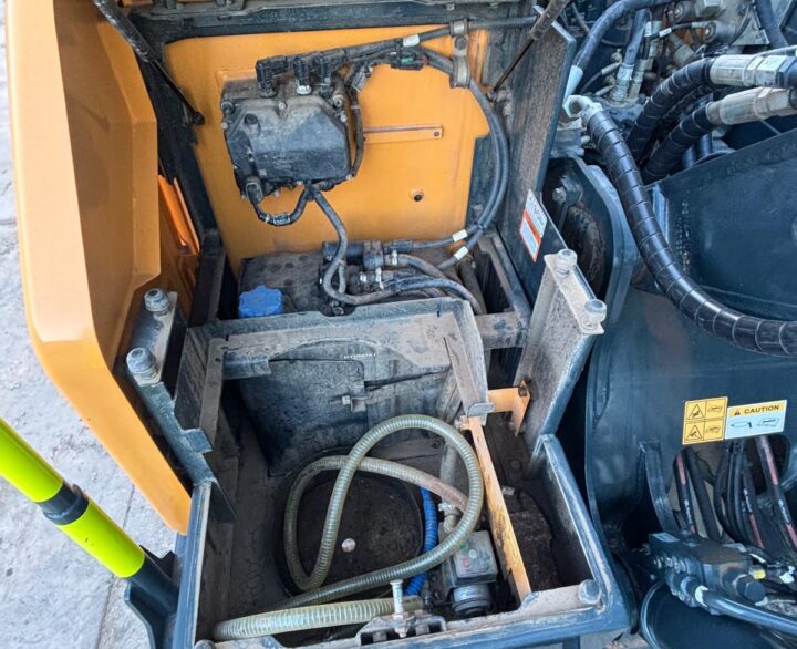 Hyundai HX140L - Crawler Excavators