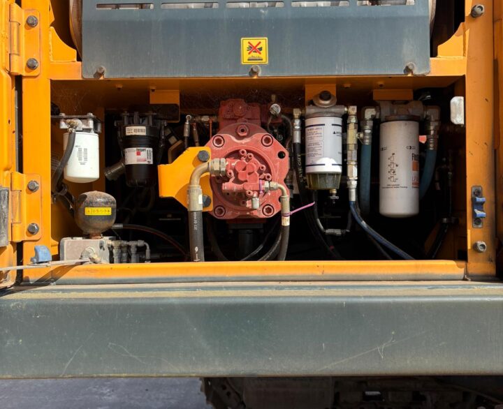 Hyundai HX380 - Crawler Excavators