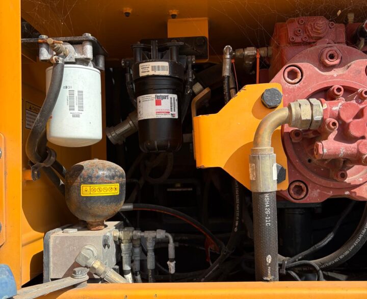 Hyundai HX380 - Crawler Excavators