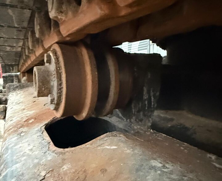 Hyundai HX140 Hi Rise - Crawler Excavators