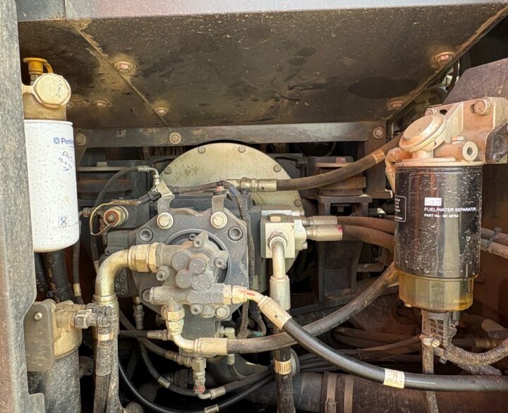 Doosan DX140LC-5 - Crawler Excavators