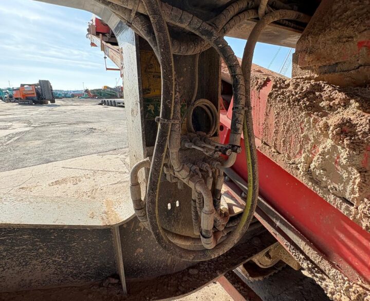 Terex Finlay J-1170 HR - Used Crushers