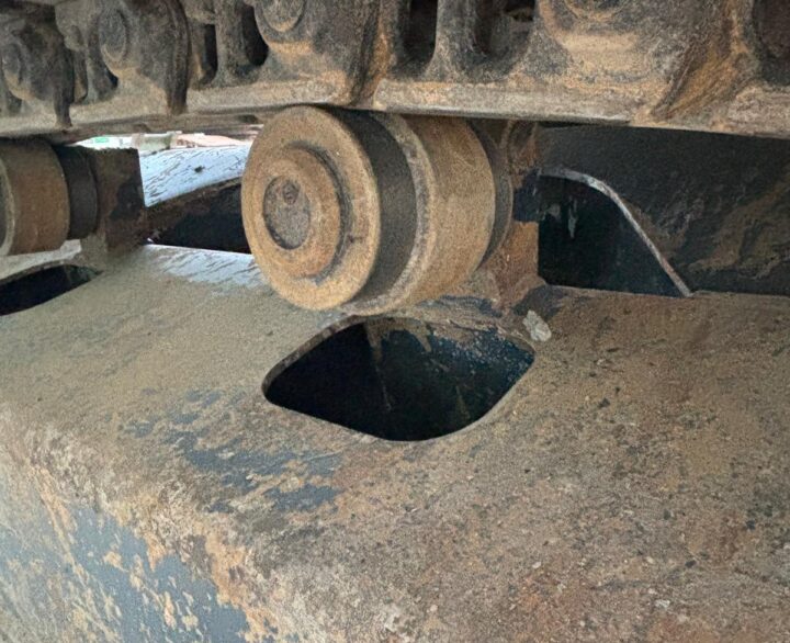 Kobelco SK130LC-11 - Crawler Excavators