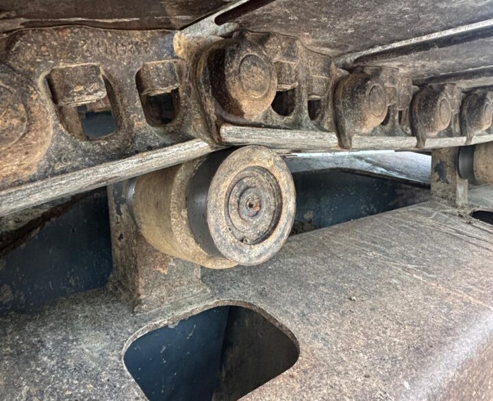 KOBELCO SK230SRLC-5 - Crawler Excavators