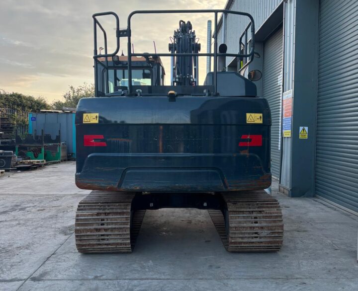 Hyundai HX140L - Crawler Excavators