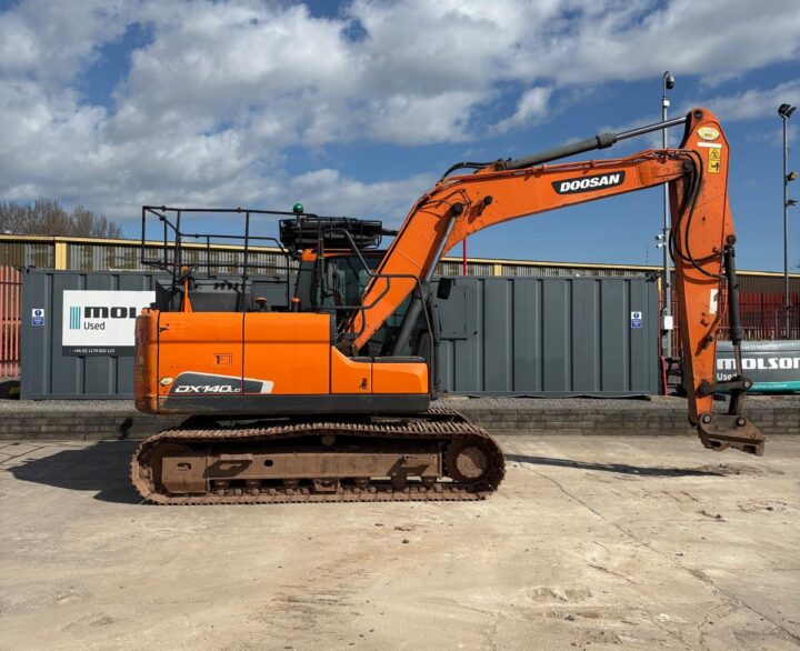 Doosan DX140LC-5 - Crawler Excavators