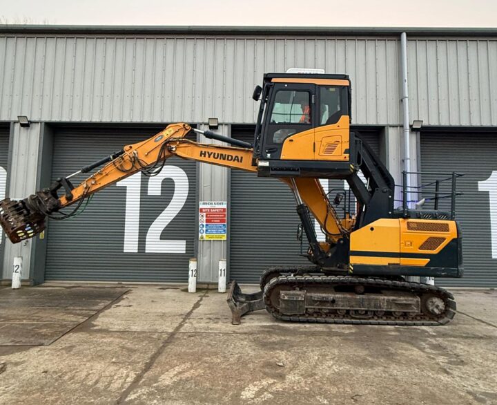 Hyundai HX140 Hi Rise - Crawler Excavators