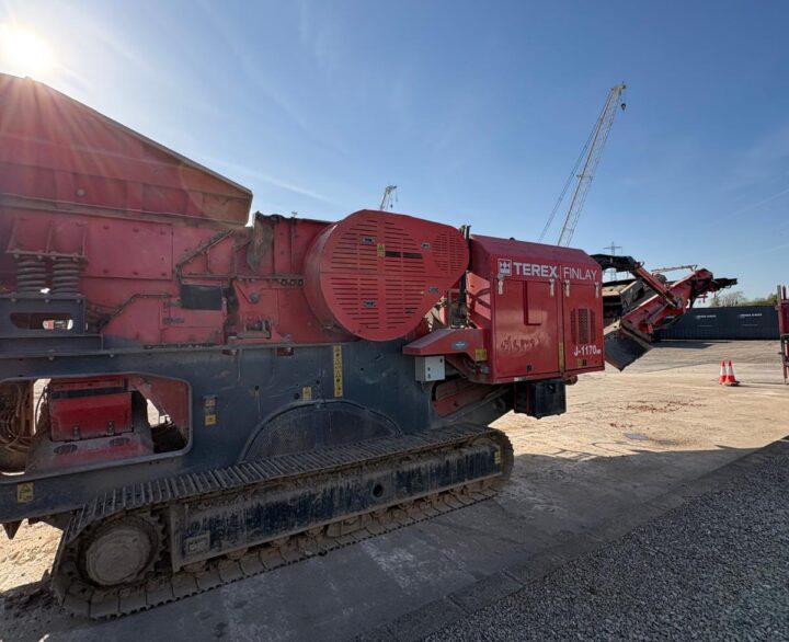 Terex Finlay J-1170 HR - Used Crushers