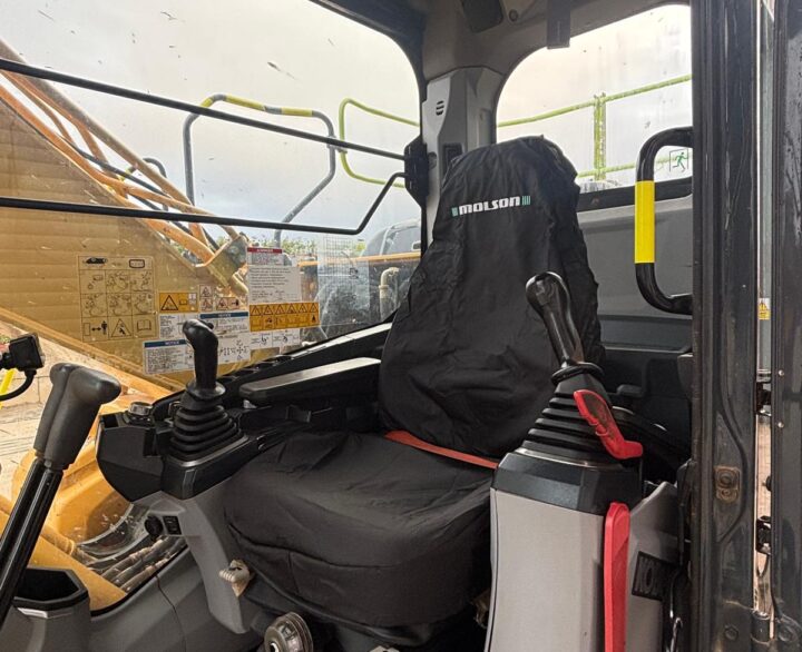 Kobelco SK130LC-11 - Crawler Excavators