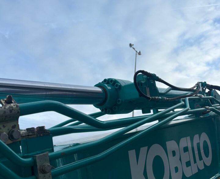 Kobelco SK140SRLC-7 DZ - Crawler Excavators