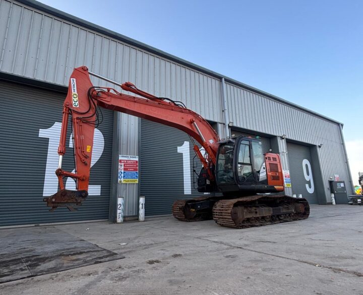 Hitachi ZX225USLC-6