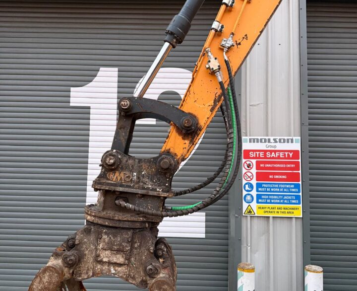 Hyundai HX140L High Rise Cab - Crawler Excavators