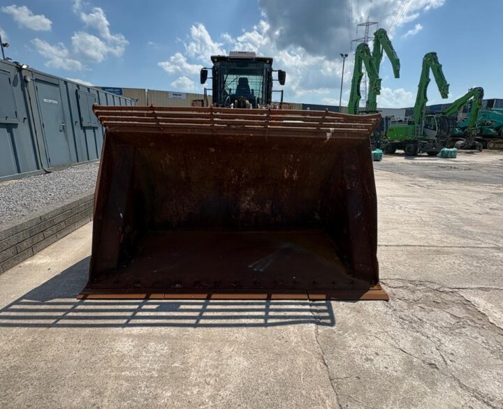 Hyundai HL960AHDXT - Used Wheel Loaders