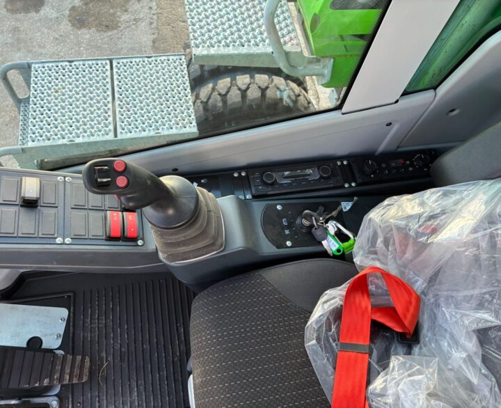 Sennebogen 818 Electric - Material Handlers