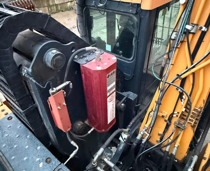 Hyundai HX140L High Rise Cab - Crawler Excavators