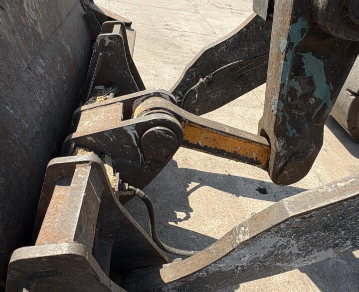 Hyundai HL960AHDXT - Used Wheel Loaders
