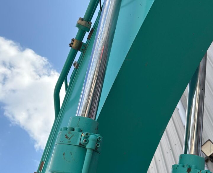 Kobelco SK210LC-10E - Crawler Excavators