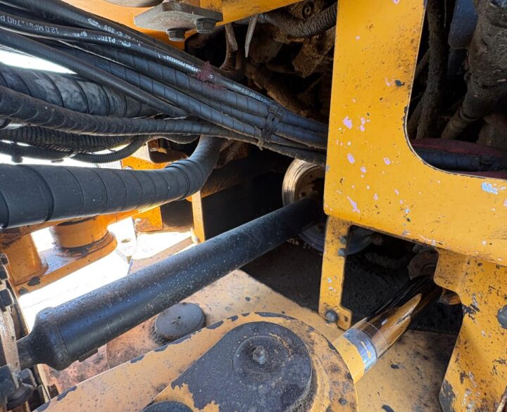 Hyundai HL960AHDXT - Used Wheel Loaders