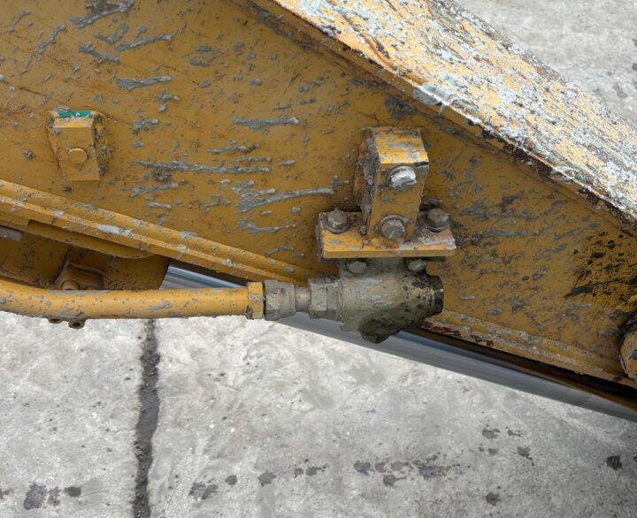 Kobelco SK130LC-11 - Crawler Excavators