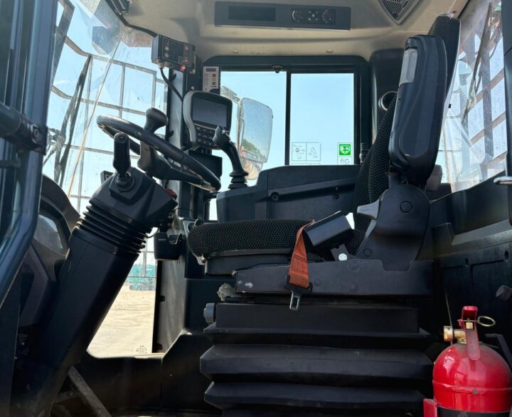Hyundai HL960AHDXT - Used Wheel Loaders