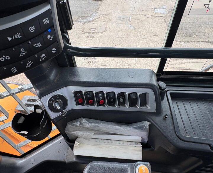 Hyundai HL960HDXT - Used Wheel Loaders