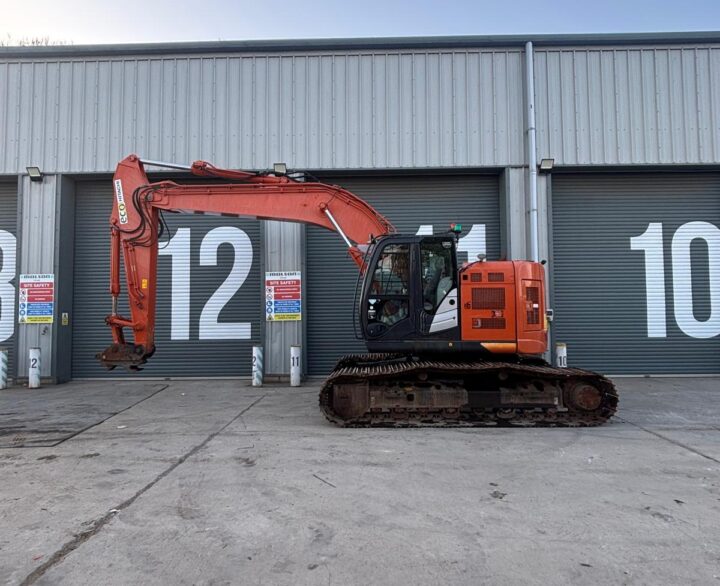 Hitachi ZX225USLC-6 - Crawler Excavators