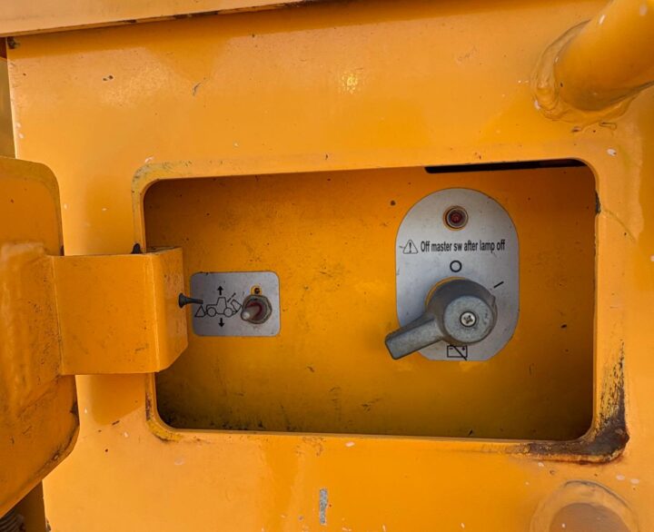 Hyundai HL960AHDXT - Used Wheel Loaders