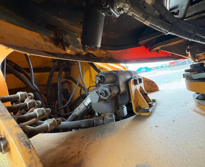 Hyundai HL960HDXT - Used Wheel Loaders