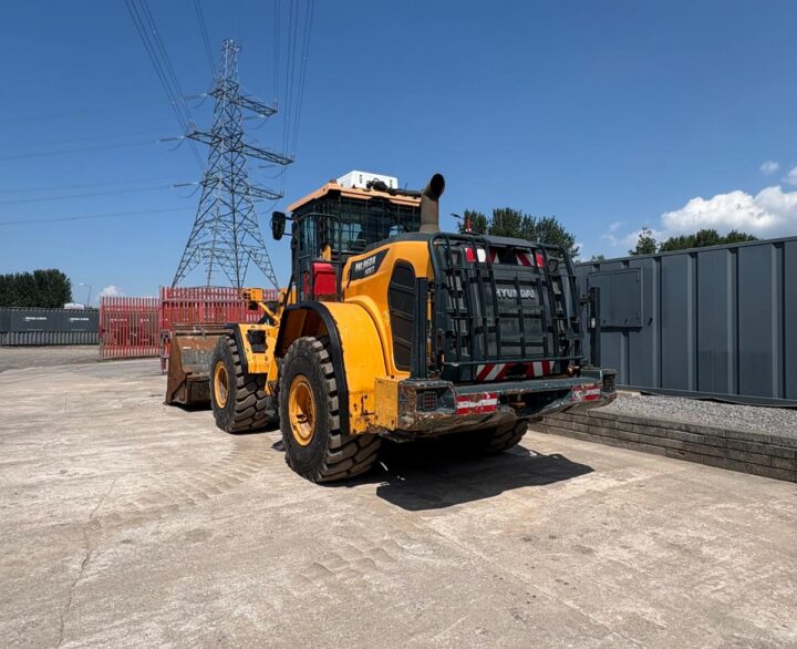 Hyundai HL960AHDXT - Used Wheel Loaders