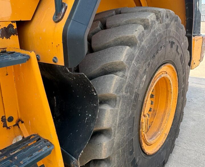 Hyundai HL960AHDXT - Used Wheel Loaders
