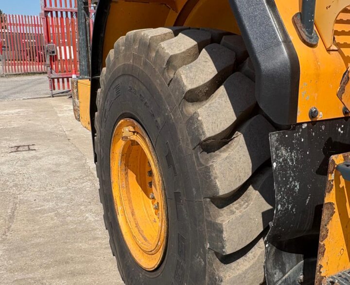 Hyundai HL960AHDXT - Used Wheel Loaders