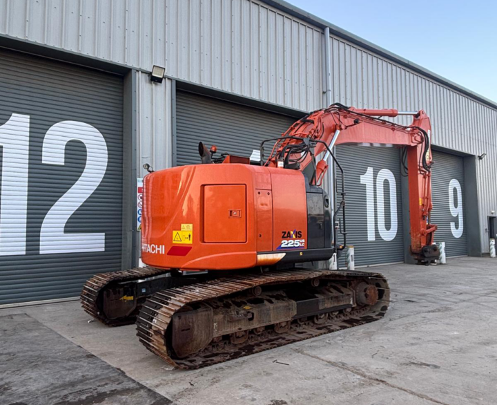 Hitachi ZX225USLC-6 - Crawler Excavators