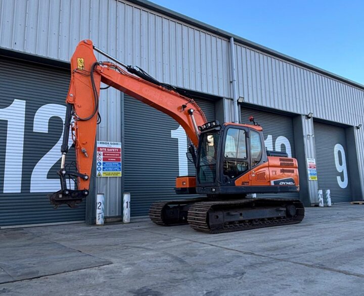 Doosan DX140LC-5 - Crawler Excavators